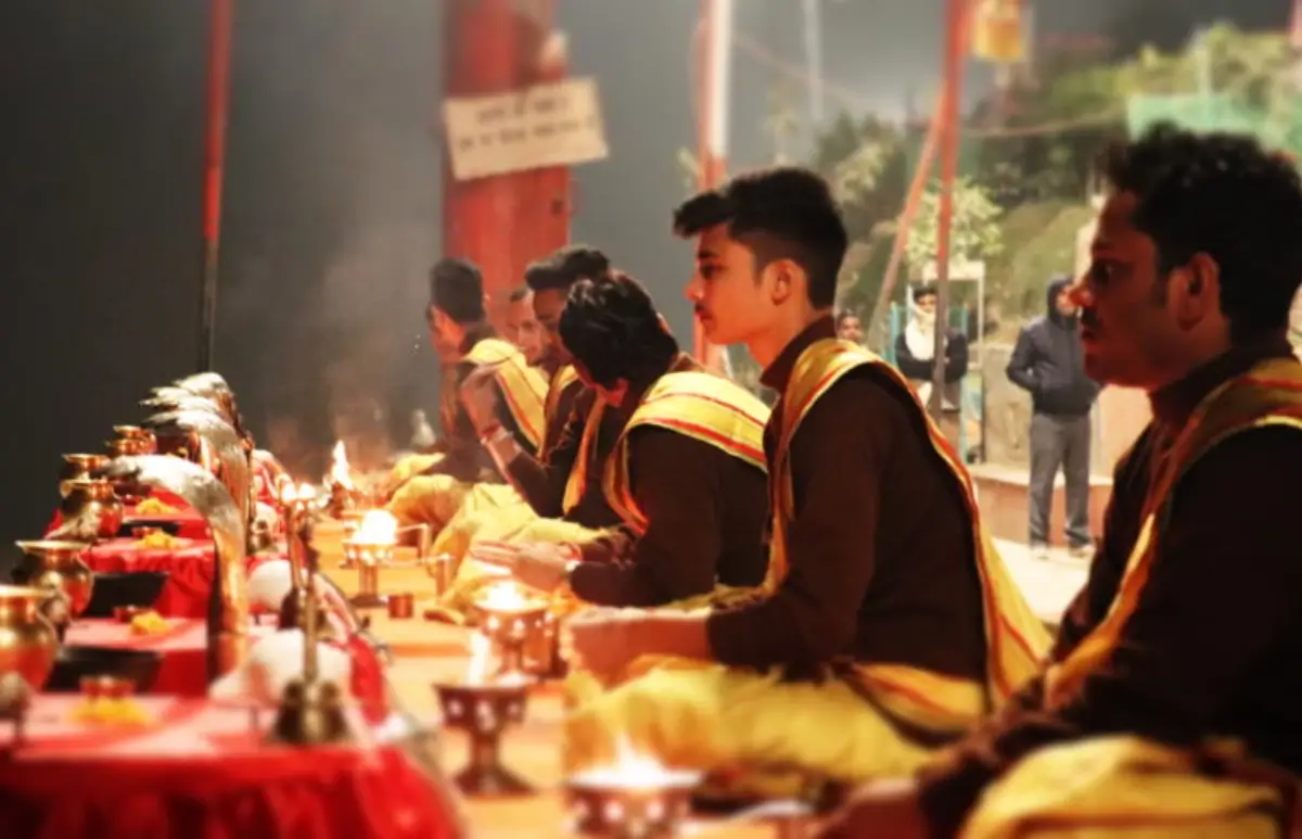 Holy Step To Kashi 1 Night 2 Days